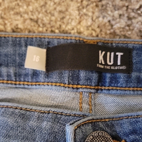 Levi's Blue Denim Jeans - Picture 2 of 4